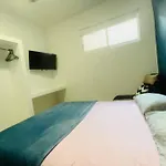 Apartamento Completo Con A/C A 2 Cuadras De La Playa