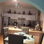 Apartment 10 Min From The Beach