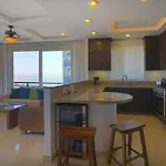 Pinnacle Resort-Style Condo - Luxurious Balcony