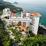 Ocean Front Penthouse Newly Renovated, Sleeps 6, Casa Agua, Girasol