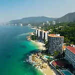 Ocean Front Penthouse Newly Renovated, Sleeps 6, Casa Agua, Girasol
