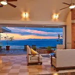 Casa Escondida