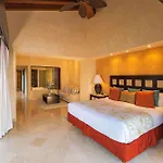 Garza Blanca Preserve Resort & Spa