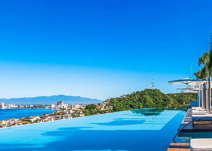Soho Pv - 708 Best View 2Br Brand New