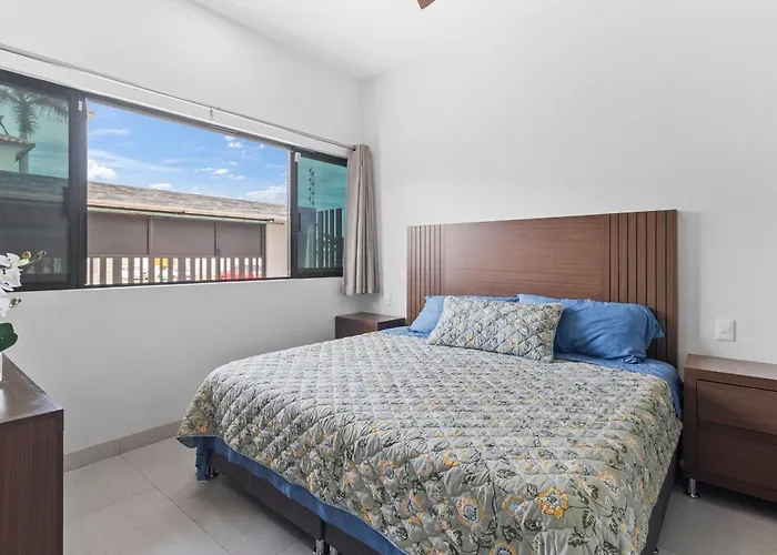 Casa Bella- 2Bed, 3Bath W/Pool And Parking