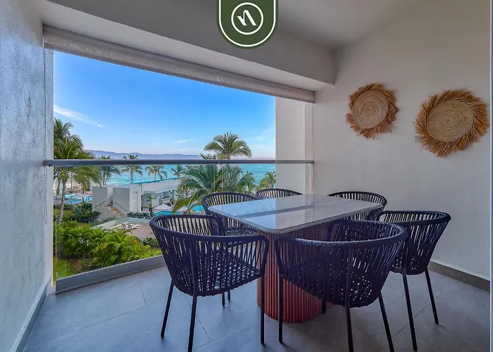 Stunning Oceanfront Condo - Beach Club - Pools