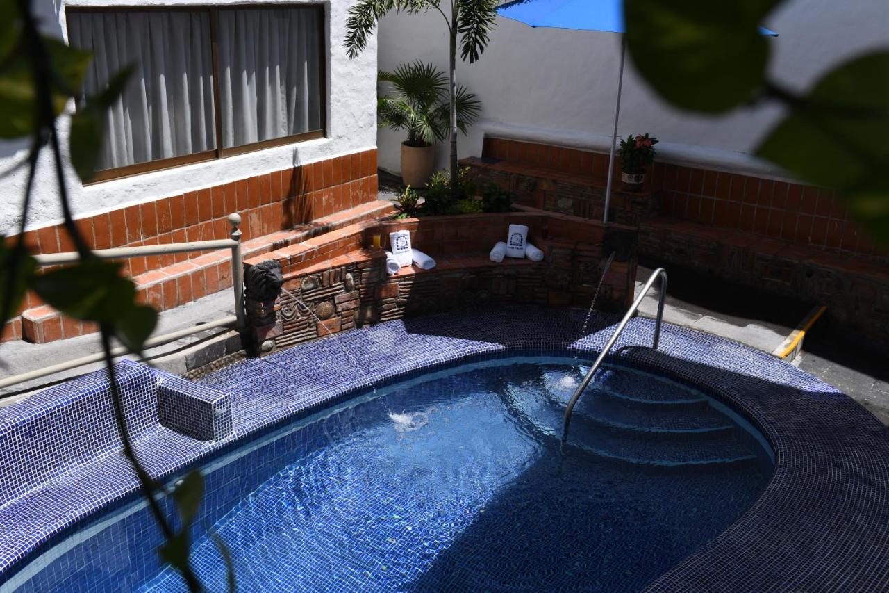 Hotel Lgbtq Hotel&suites - Hacienda Vallarta