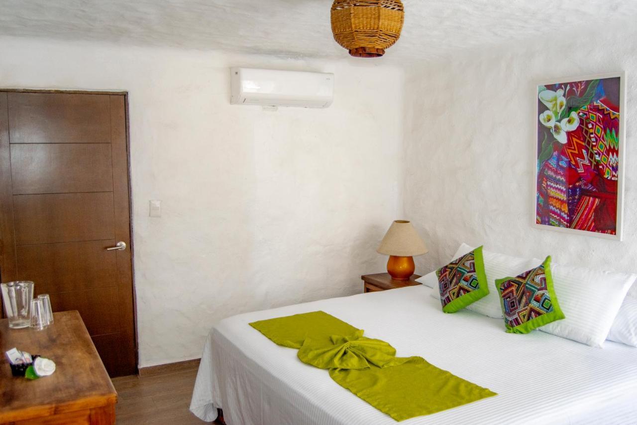 Lgbtq Hotel&suites - Hacienda Vallarta 3*