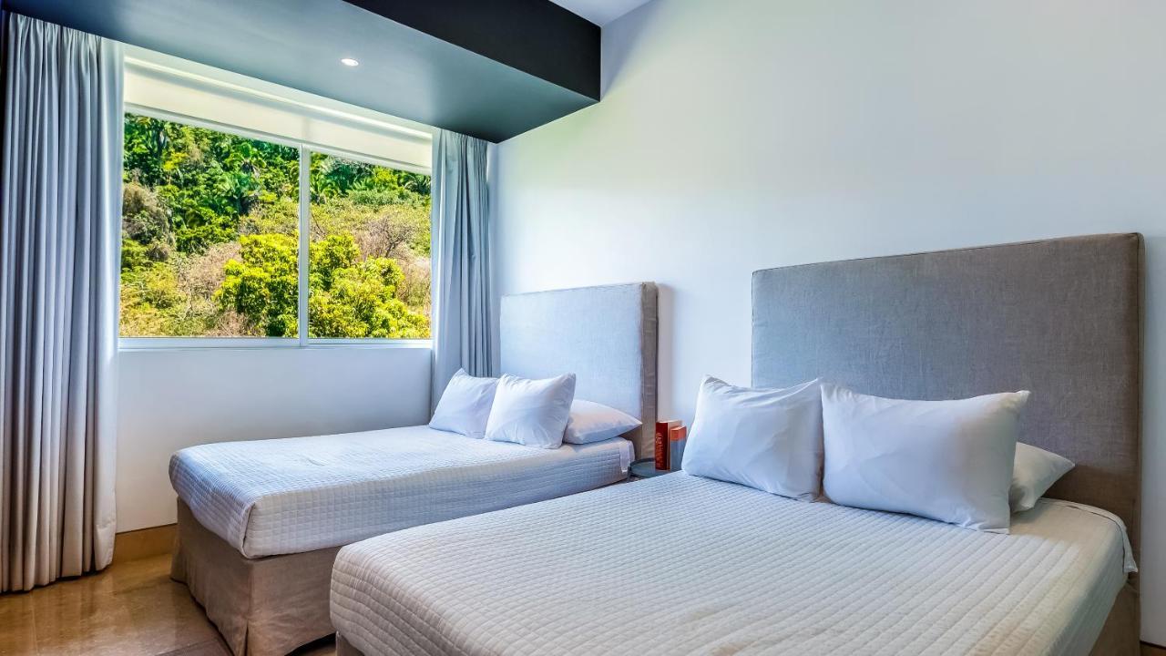 Avalon - 907 Gorgeous View 3 Bedroom Private Pool Amapas Puerto Vallarta