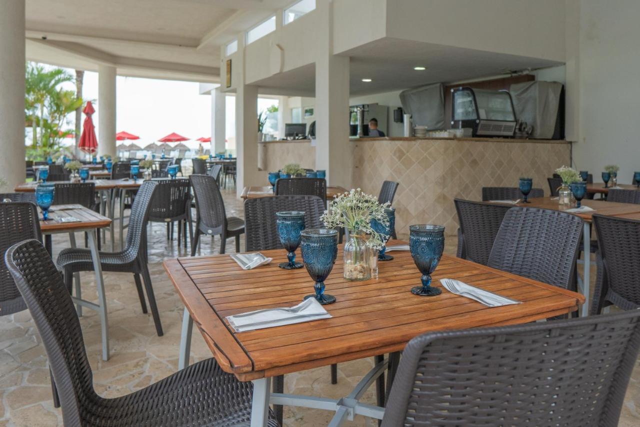 Ocean Front Sleeps 4 Adults-grand Venetian T3000-1606 Apartamento Puerto Vallarta