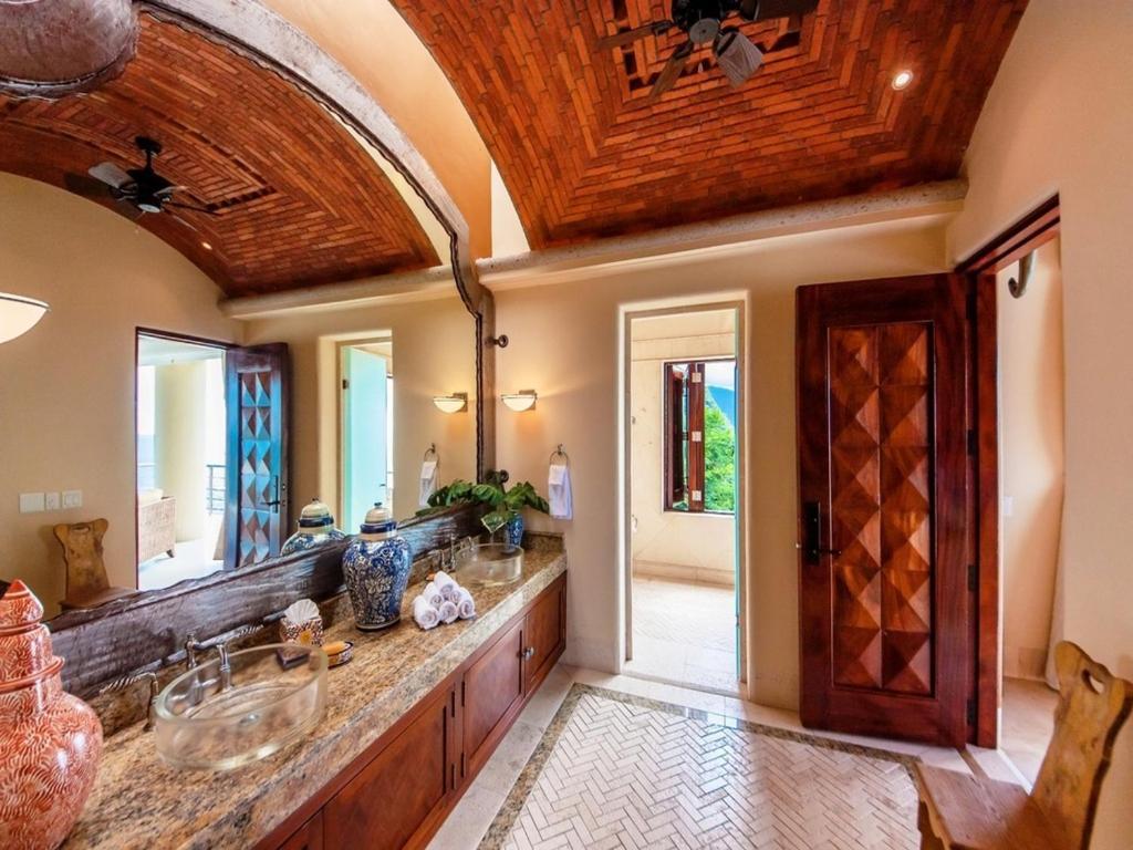Bahia - 4 Br