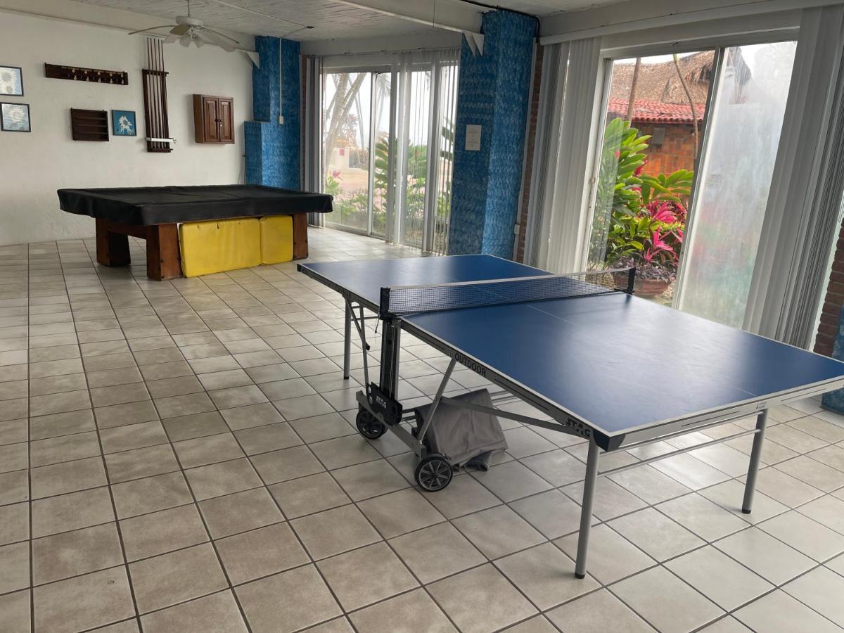 Ocean Front Penthouse Newly Renovated, Sleeps 6, Casa Agua, Girasol *
