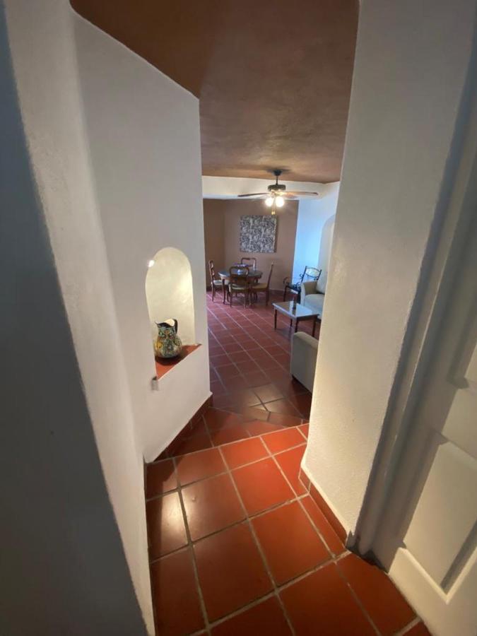 Apartamento One Street -beach Front Spacious 1bd 1ba Fabulous View In Zona Romantic Puerto Vallarta