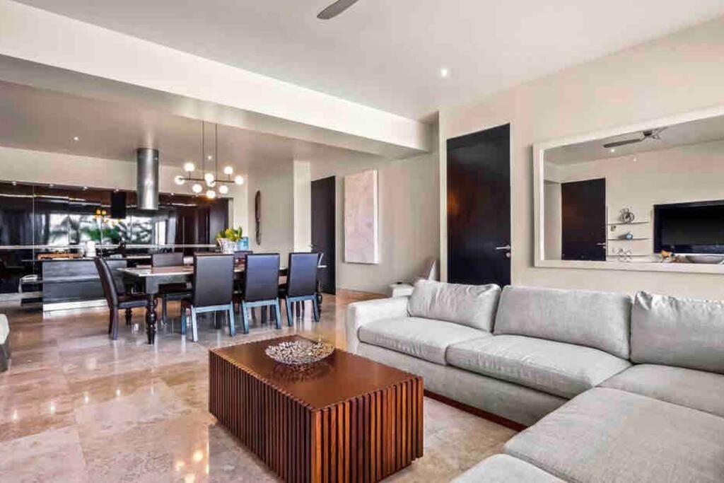 Free Transport ~ocean Views~ Romantic Zone Apartment
