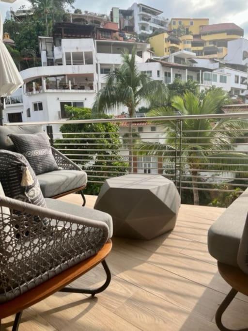 Apartment Luxury Condo-in The Heart Of Zona Romantica, Steps From Restaurants, Shops And Nightlife Puerto Vallarta