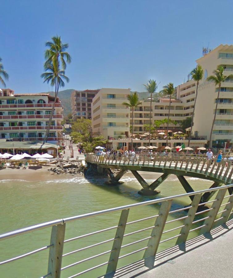 Queen Grandiahouse * Puerto Vallarta