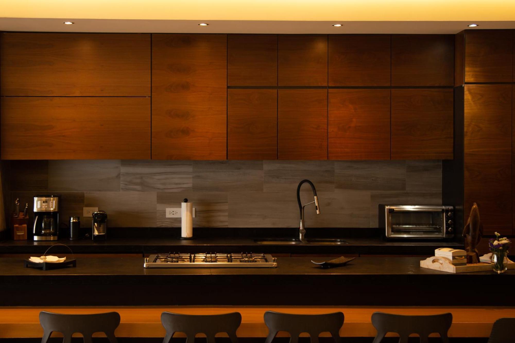 Gorgeous 15 Floor Grand Venetian