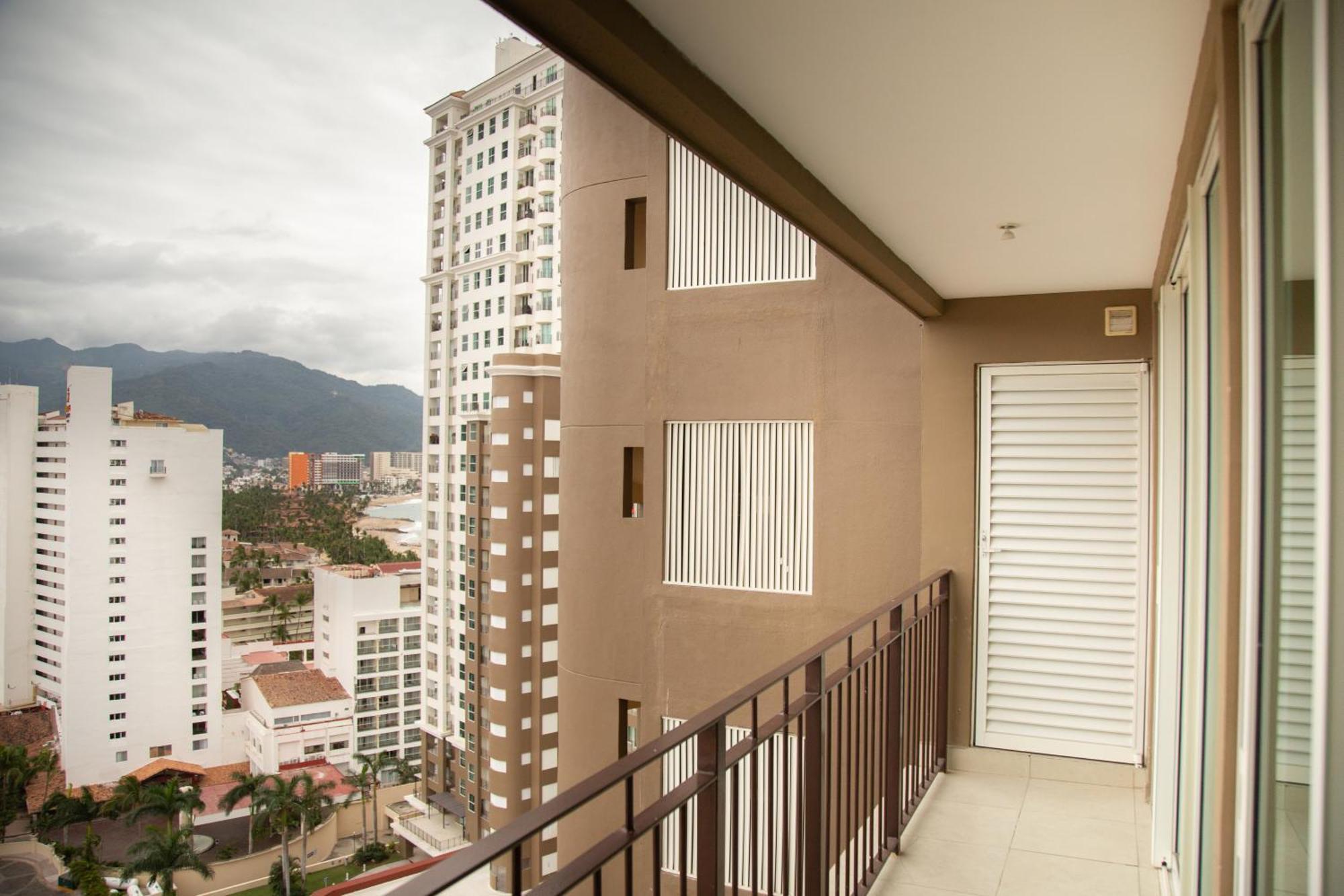 Apartment Gorgeous 15 Floor Grand Venetian Puerto Vallarta