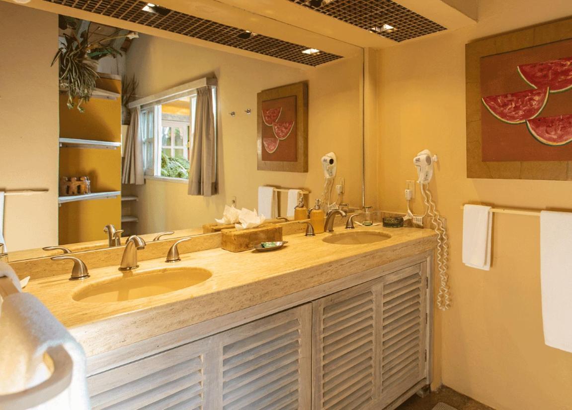 Beachfront Summer Villa Puerto Vallarta