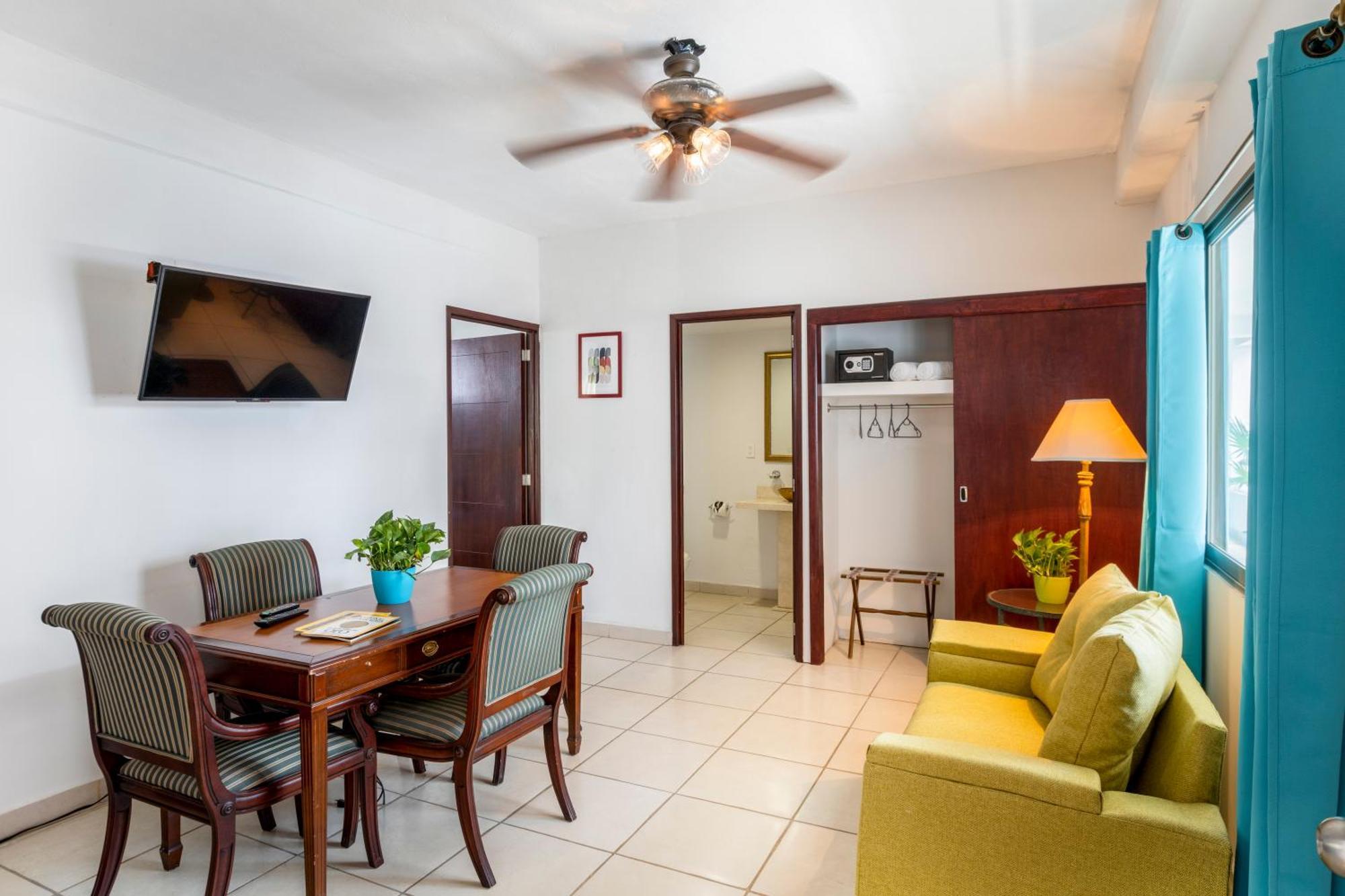 Hotel Pueblito Vallarta Puerto Vallarta