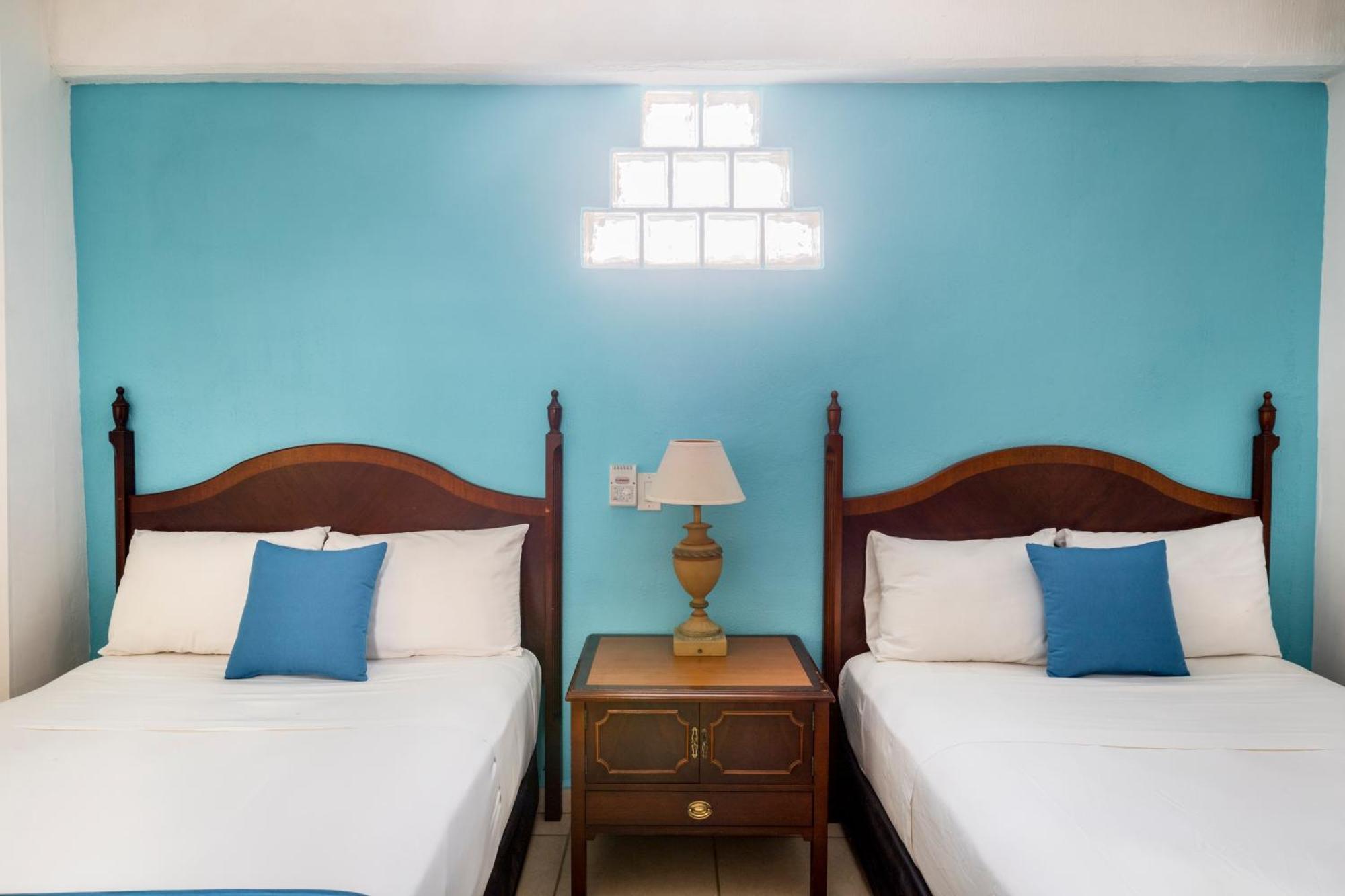 Pueblito Vallarta 3*