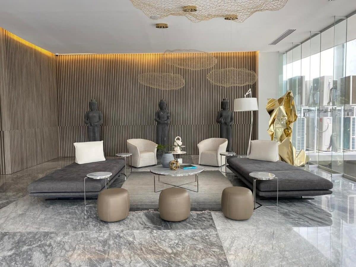 Apartment New Nautico With Marina View And Rooftop Pool Plus Gym