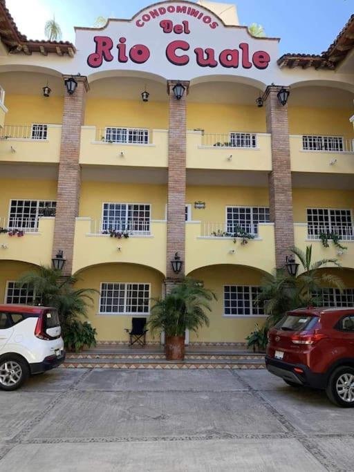 Apartment 10 Min From The