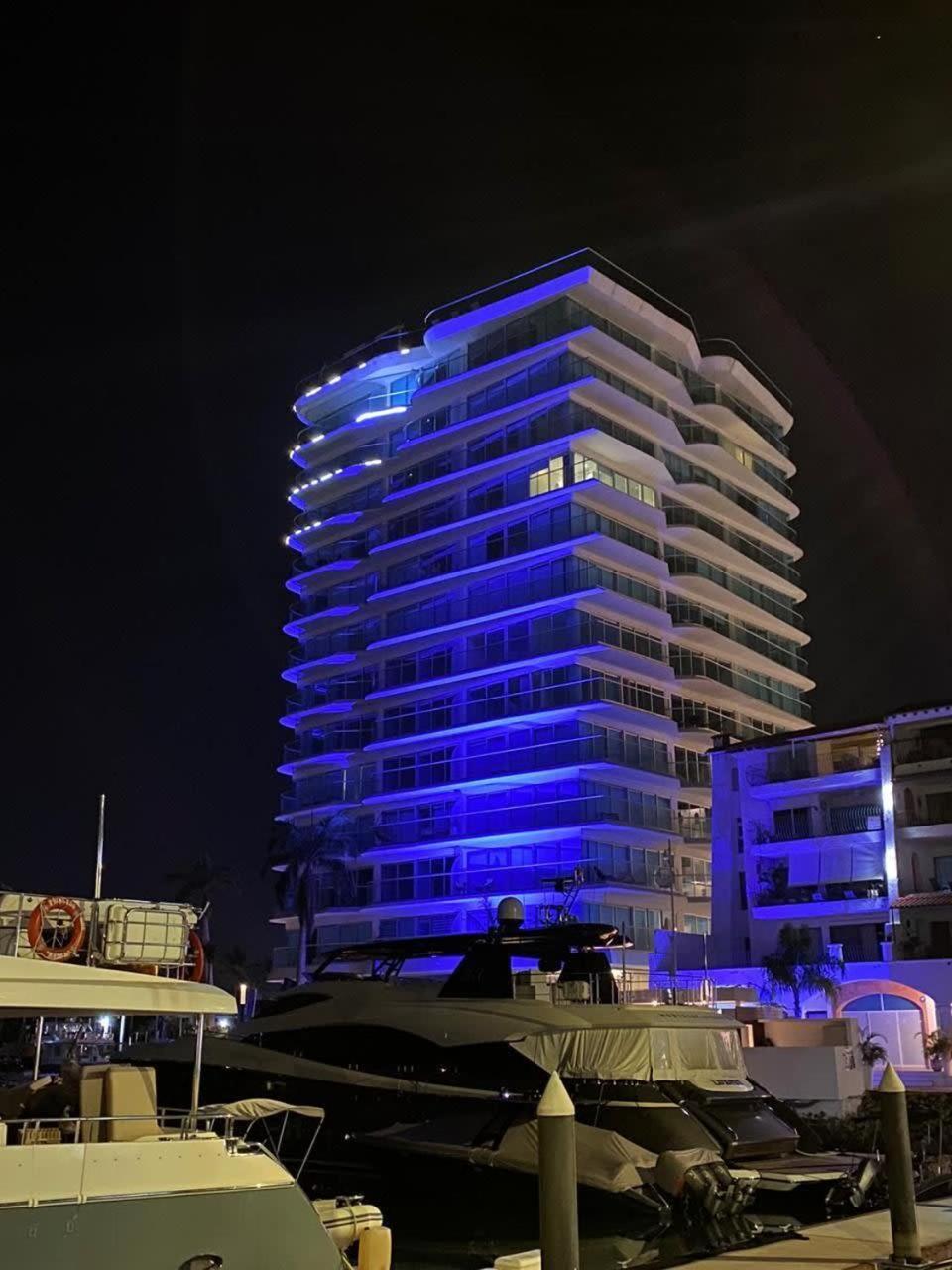 New Nautico With Marina View And Rooftop Pool Plus Gym Puerto Vallarta
