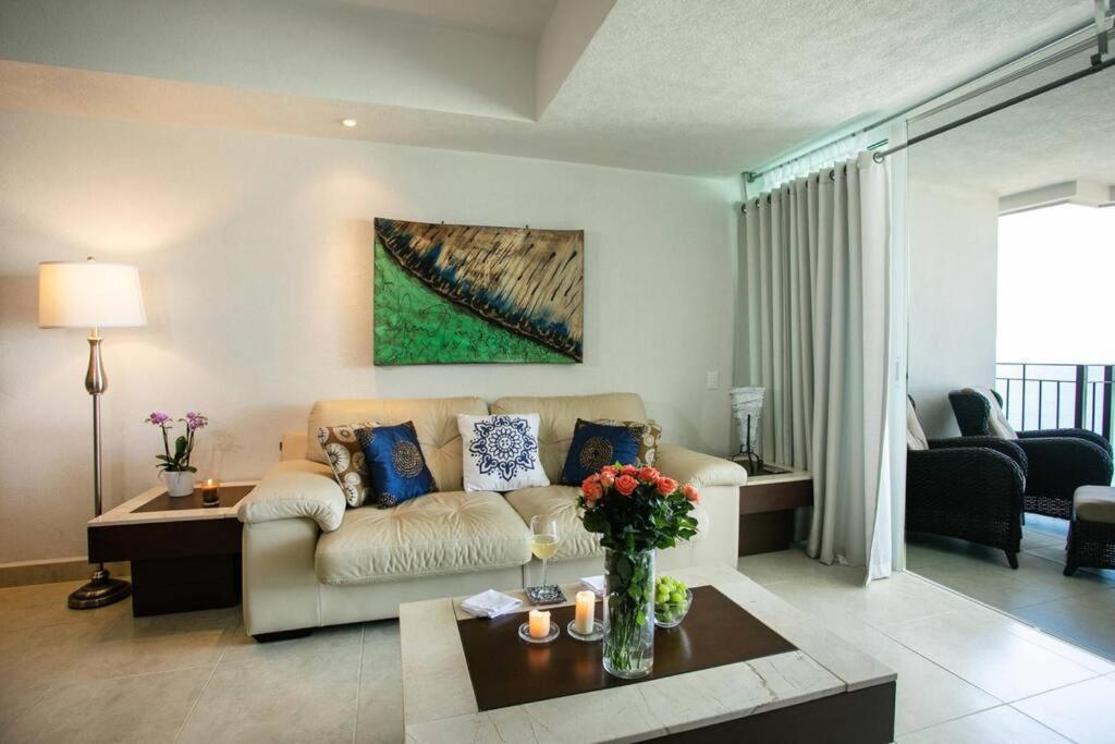 Grand Venetian Beachfront Apartamento