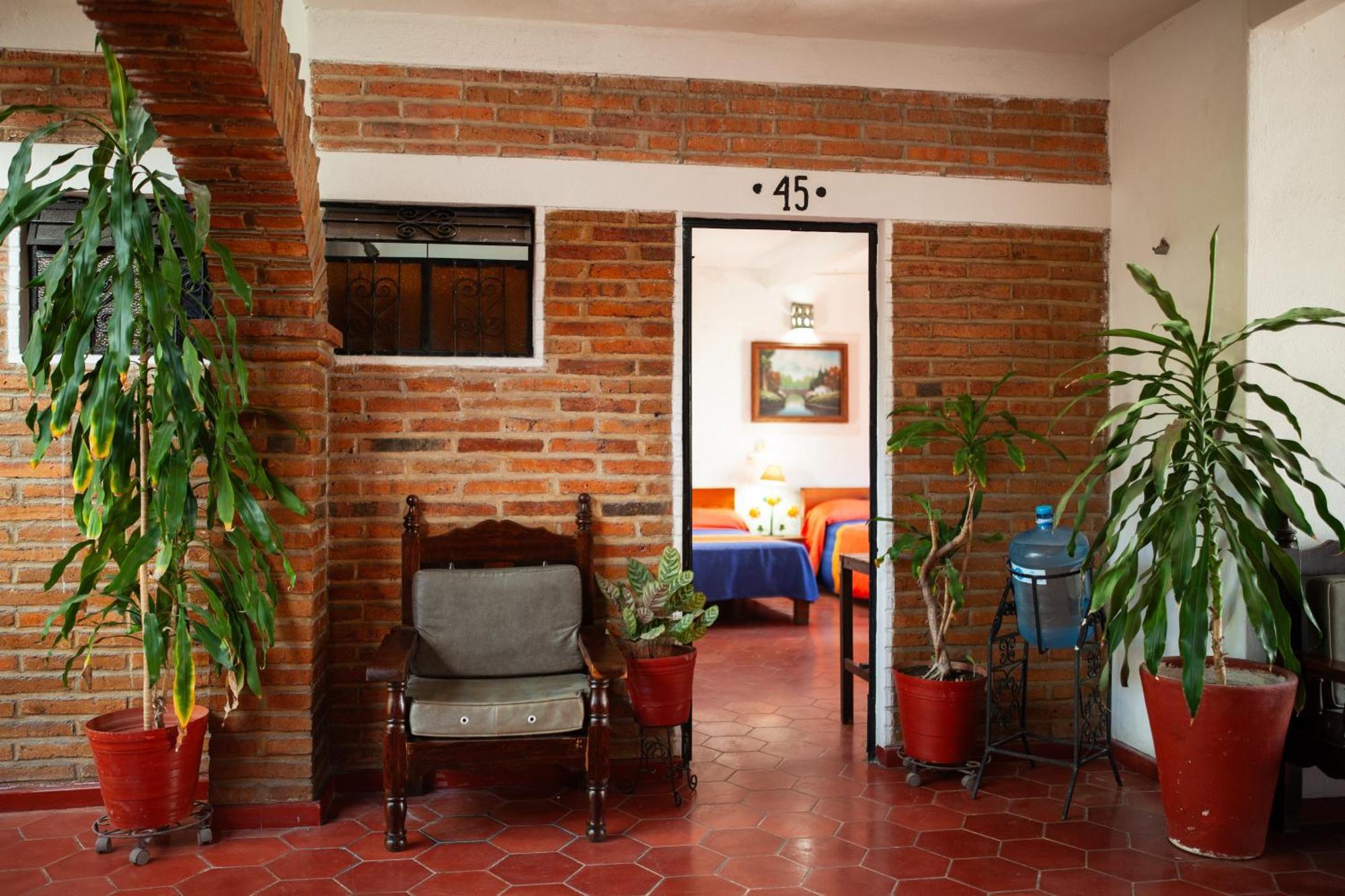 Azteca 2* Puerto Vallarta