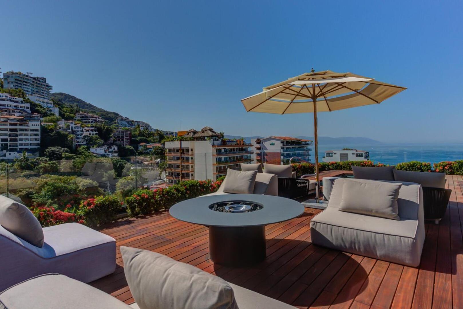 Sail View 105 Vallarta, Ocean View Apartment *