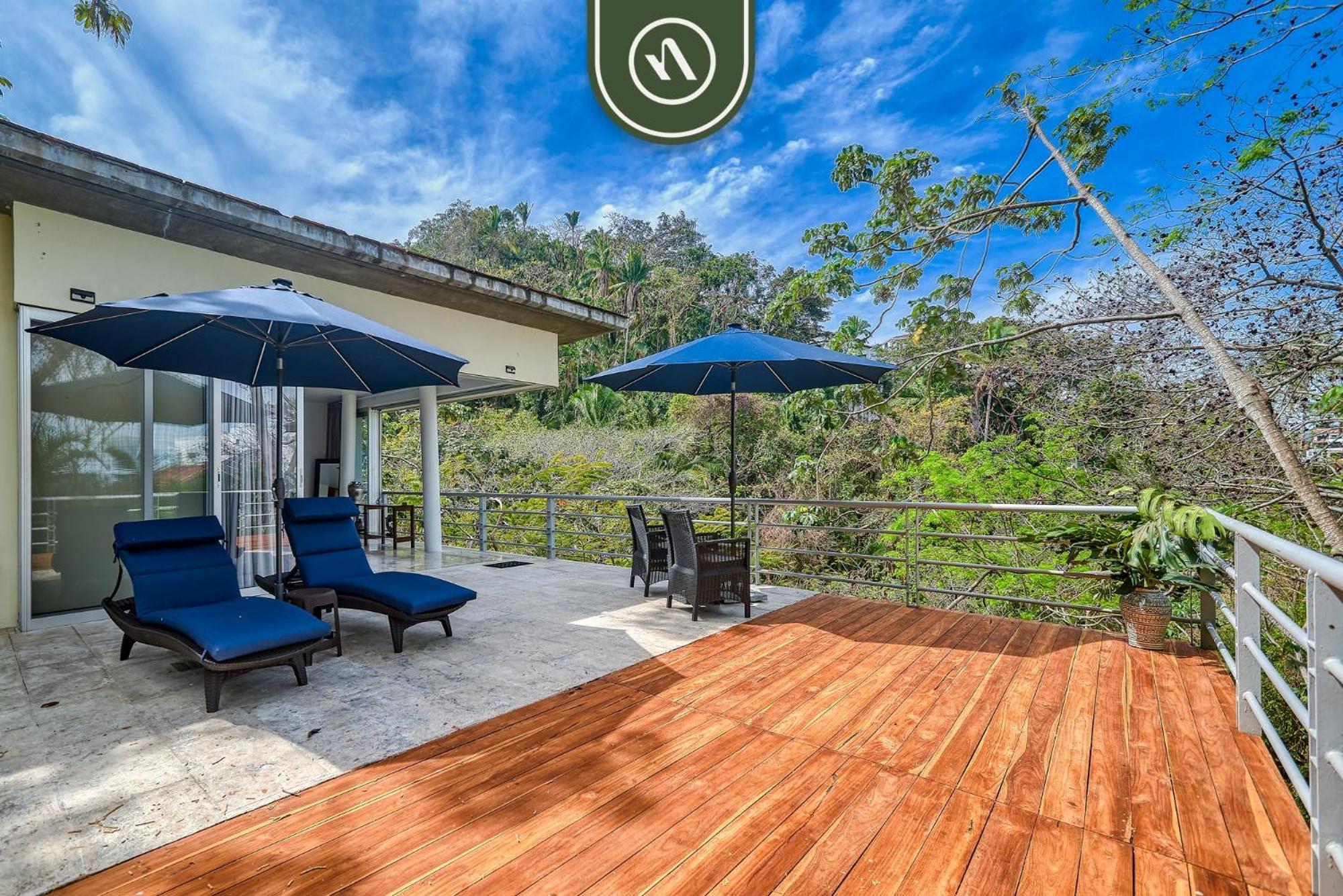 Amazing House With Private Pool - Rooftop Holiday home