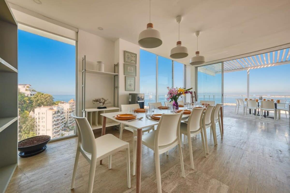 Breathtaking 3br W/ Private Jacuzzi - Pool Apartment *