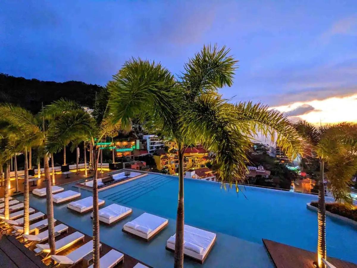 Luxury Condo-in The Heart Of Zona Romantica, Steps From Restaurants, Shops And Nightlife Apartment Puerto Vallarta