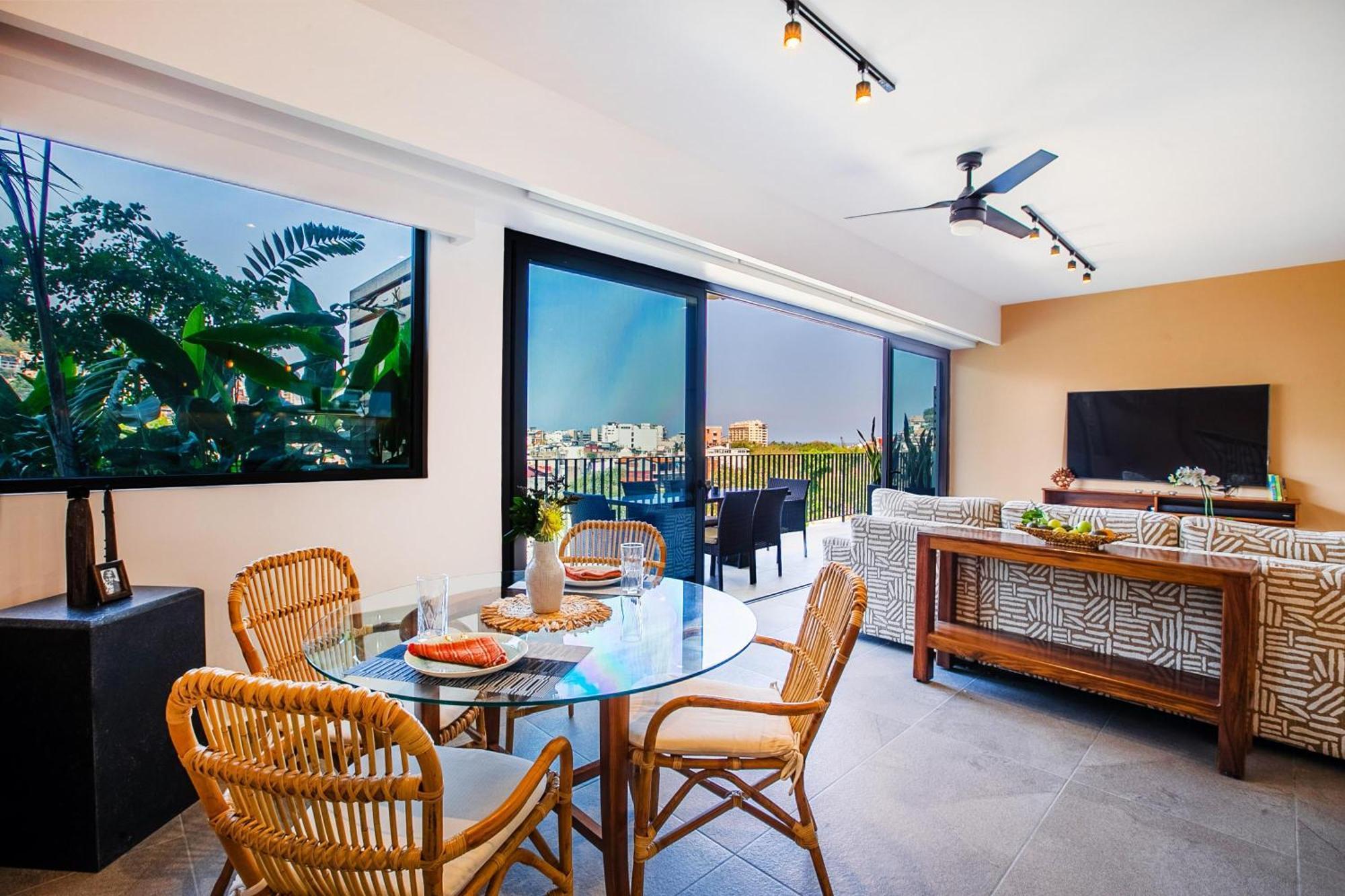 Holiday home Riverfront 3br At Oasis | 2 Pools, Gym & Bar Puerto Vallarta