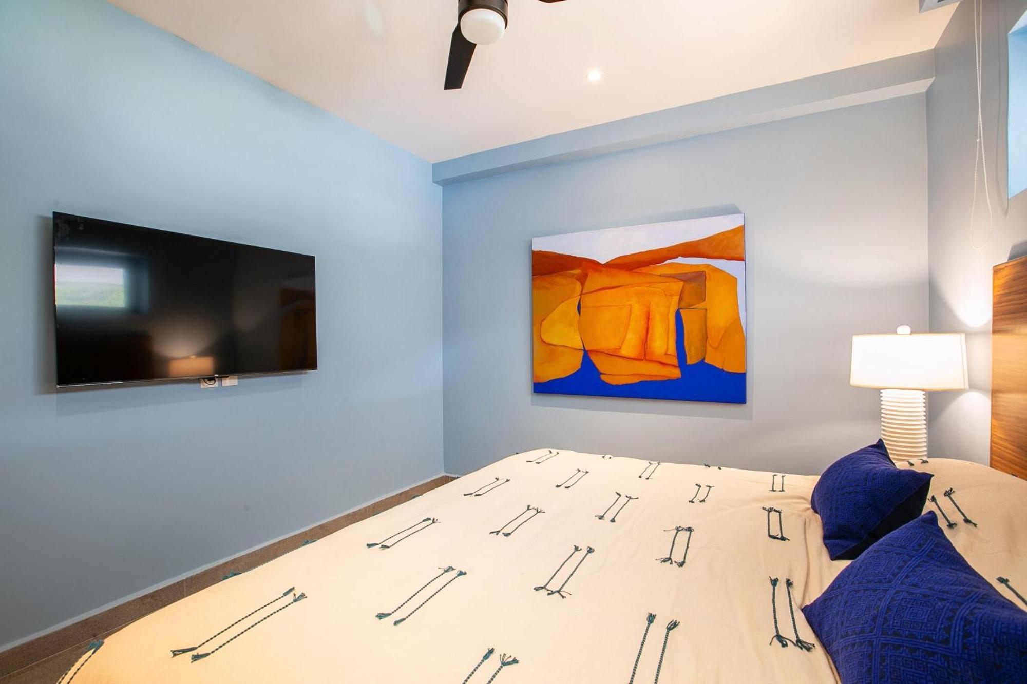 Riverfront 3br At Oasis | 2 Pools, Gym & Bar Puerto Vallarta