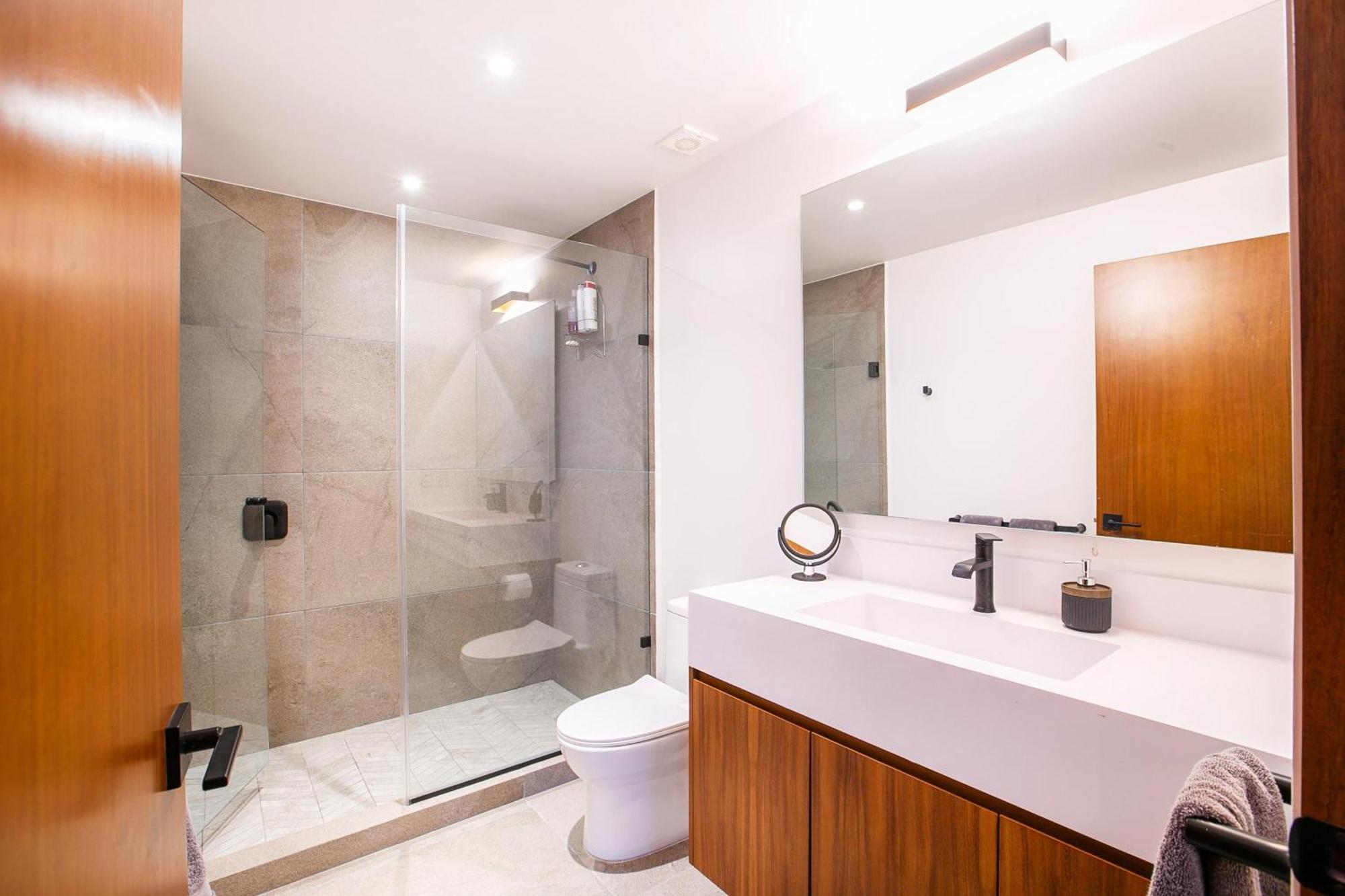 Riverfront 3br At Oasis | 2 Pools, Gym & Bar * Puerto Vallarta