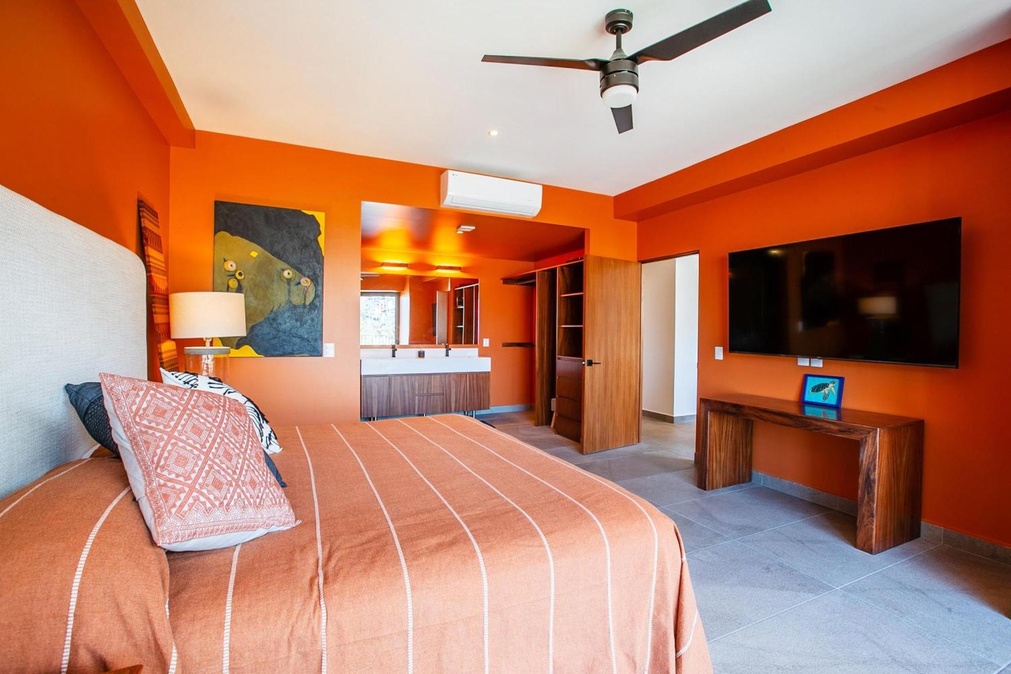 Riverfront 3br At Oasis | 2 Pools, Gym & Bar Holiday home *