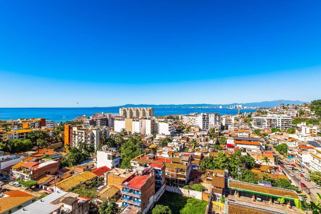 Apartment Soho Pv - 708 View 2br Brand New