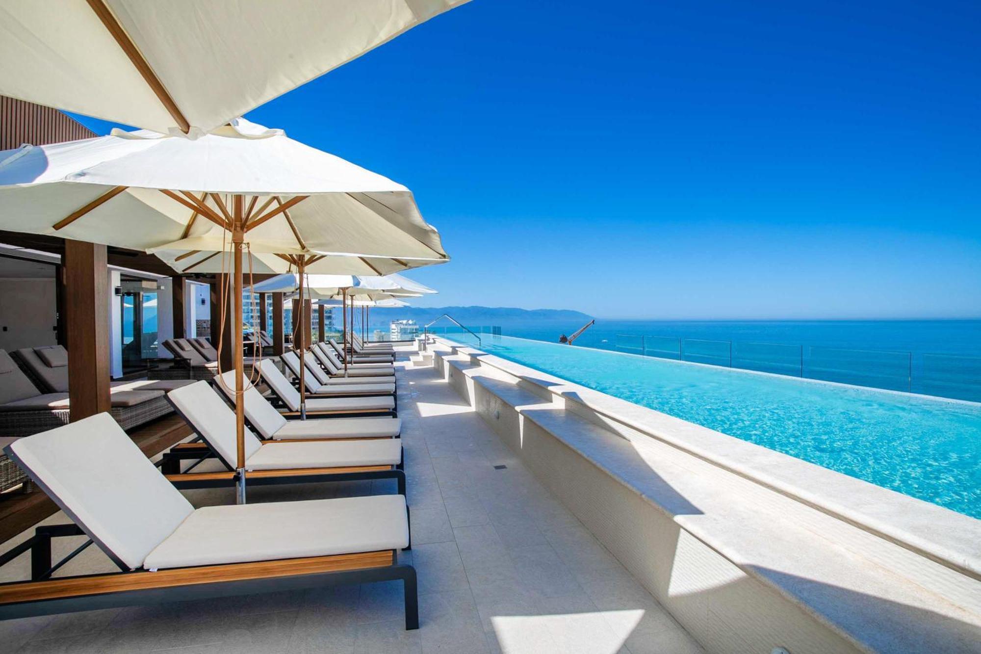 Oceanview Luxury, 2 Bd In Amapas With Rooftop Pool Puerto Vallarta