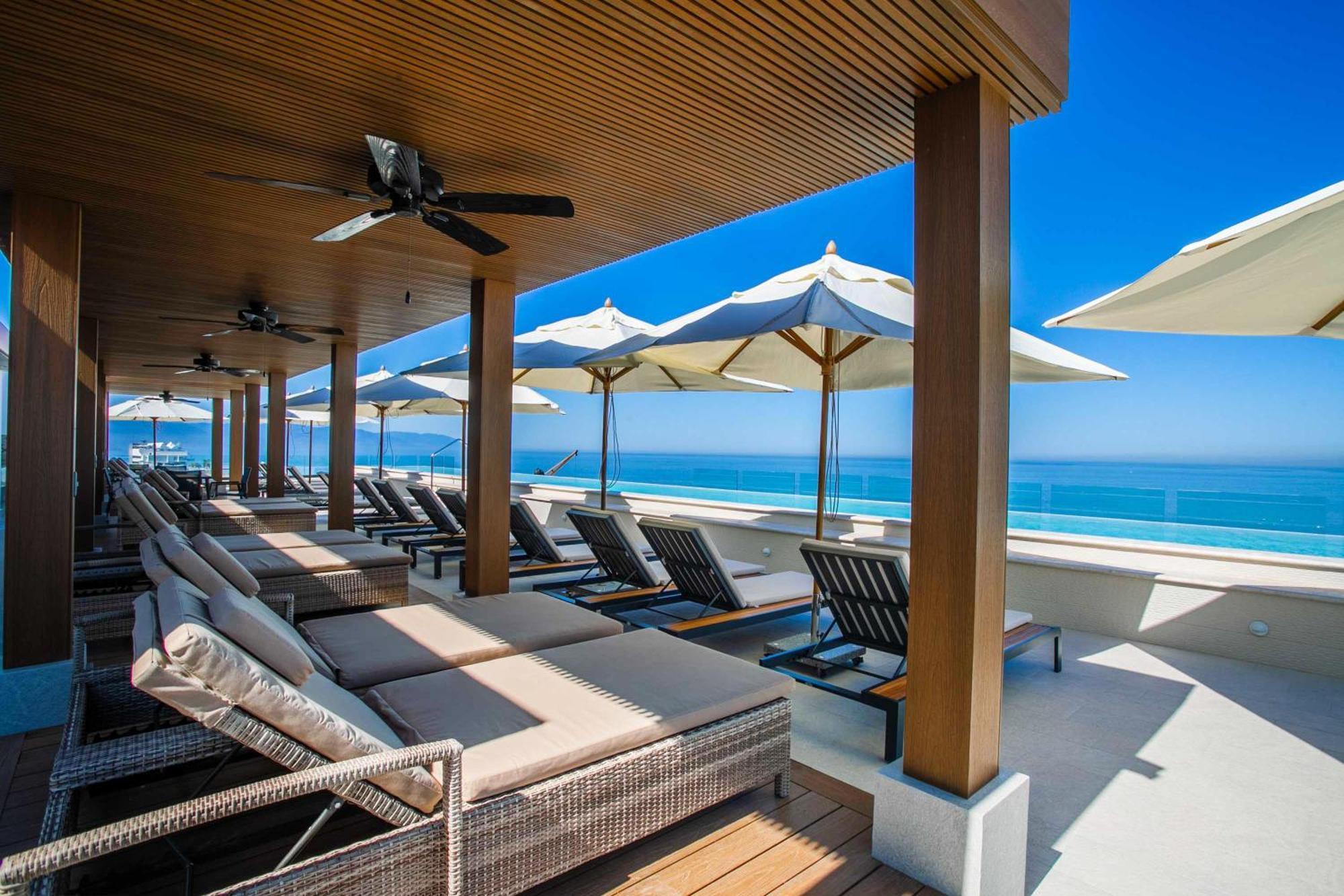 Oceanview Luxury, 2 Bd In Amapas With Rooftop Pool Puerto Vallarta