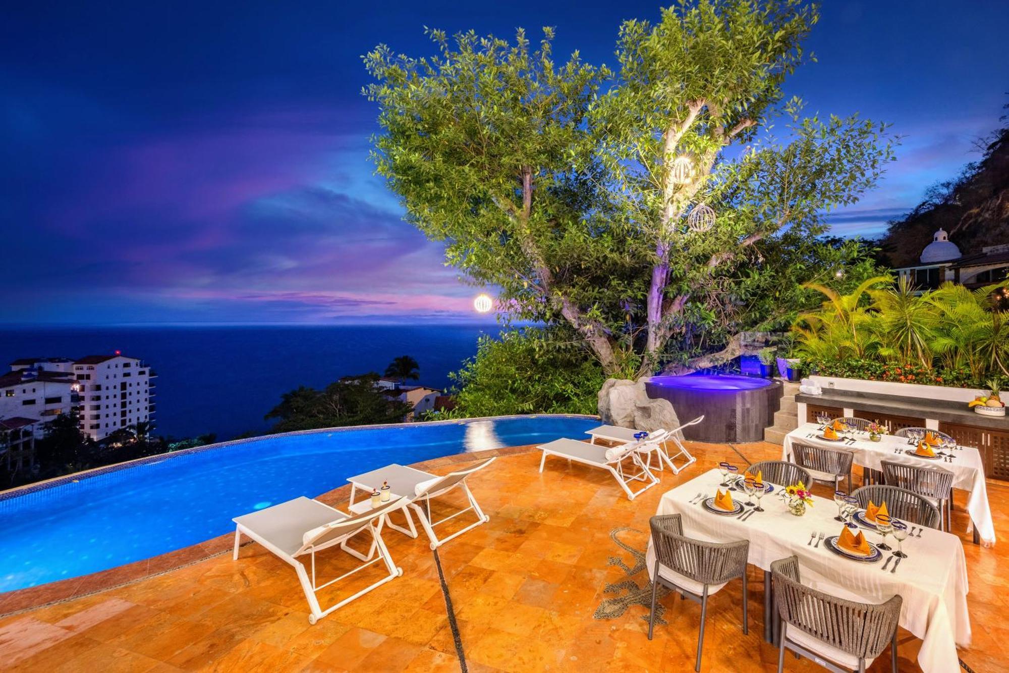 Hotel Divina Luxury Puerto Vallarta