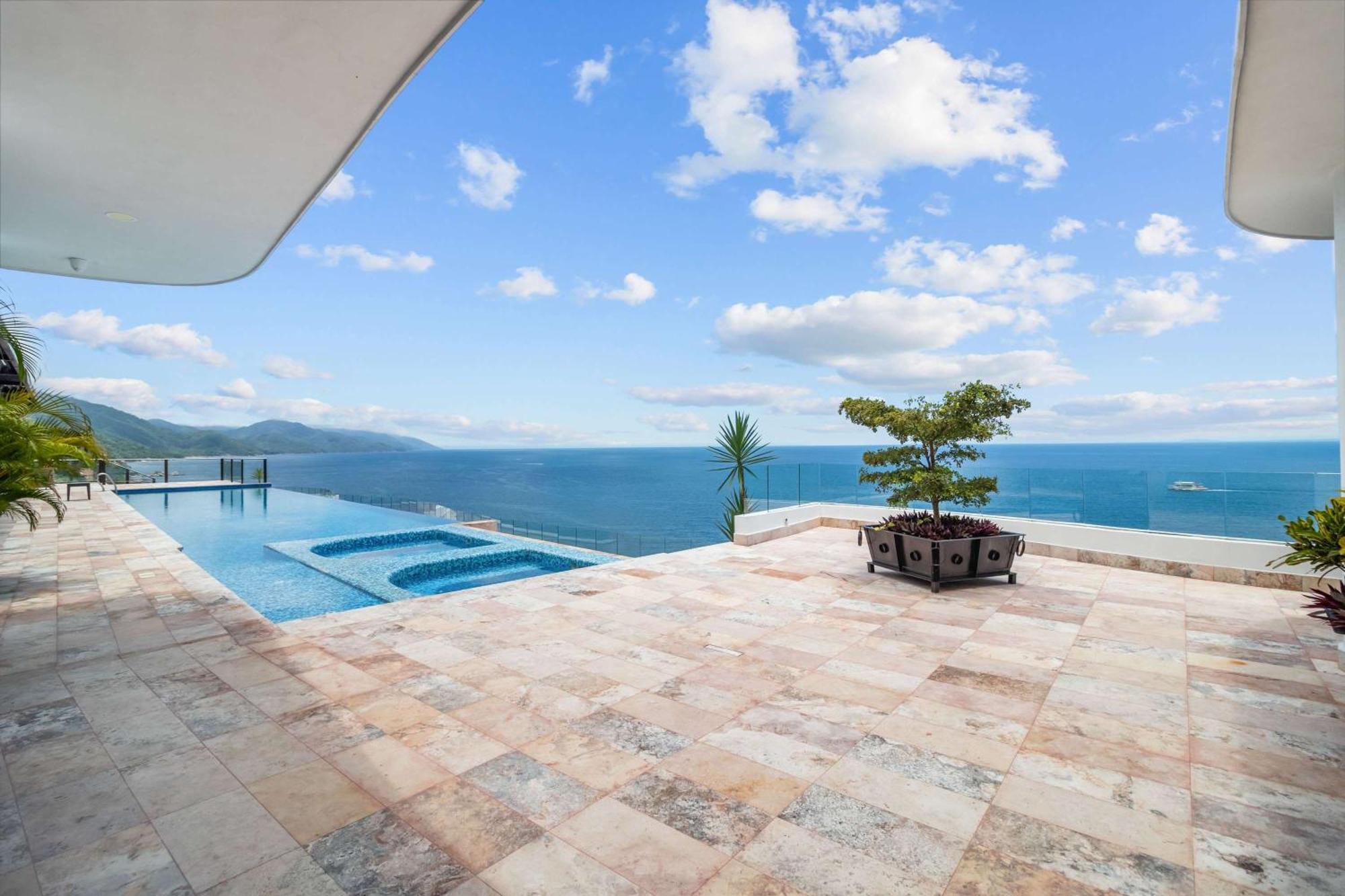 Blue Horizon Luxury Puerto Vallarta