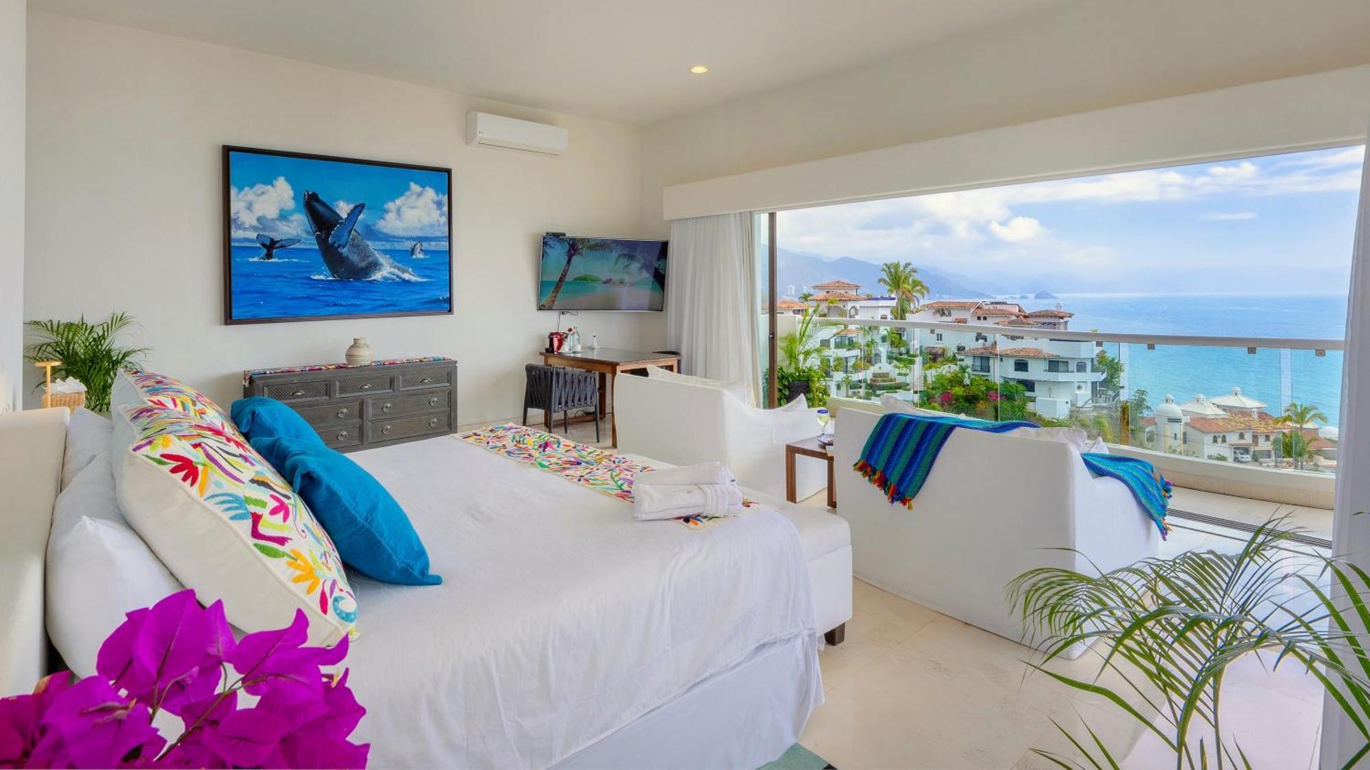 Divina Luxury