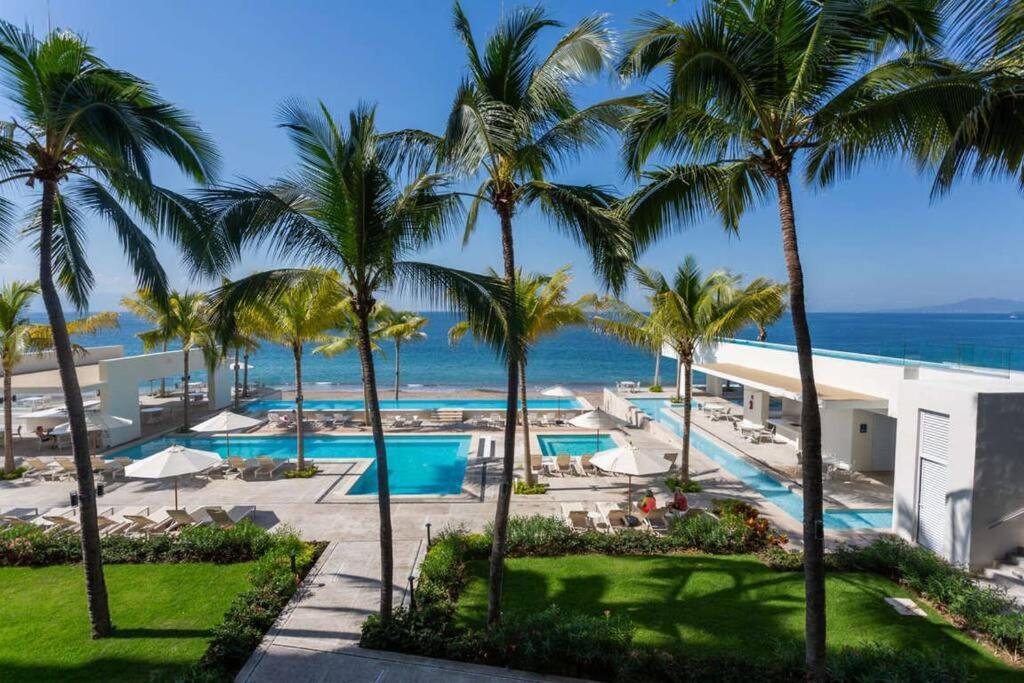 Harbor 171 With Amazing View Of The Ocean, And Pool Apartment