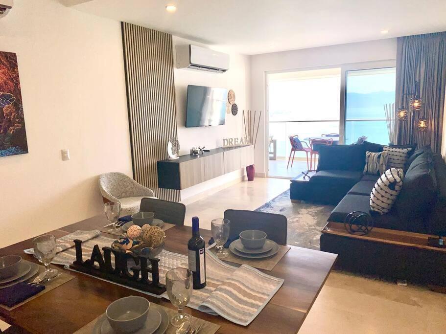Apartment Harbor 171 With Amazing View Of The Ocean, And Pool *