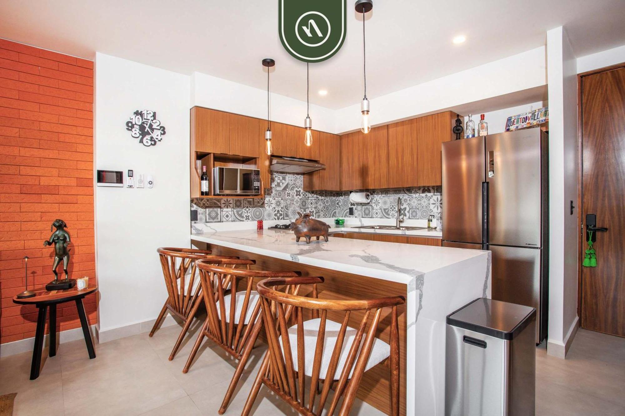 Centric 2br In Romantic Zone - Rooftop Pool * Puerto Vallarta