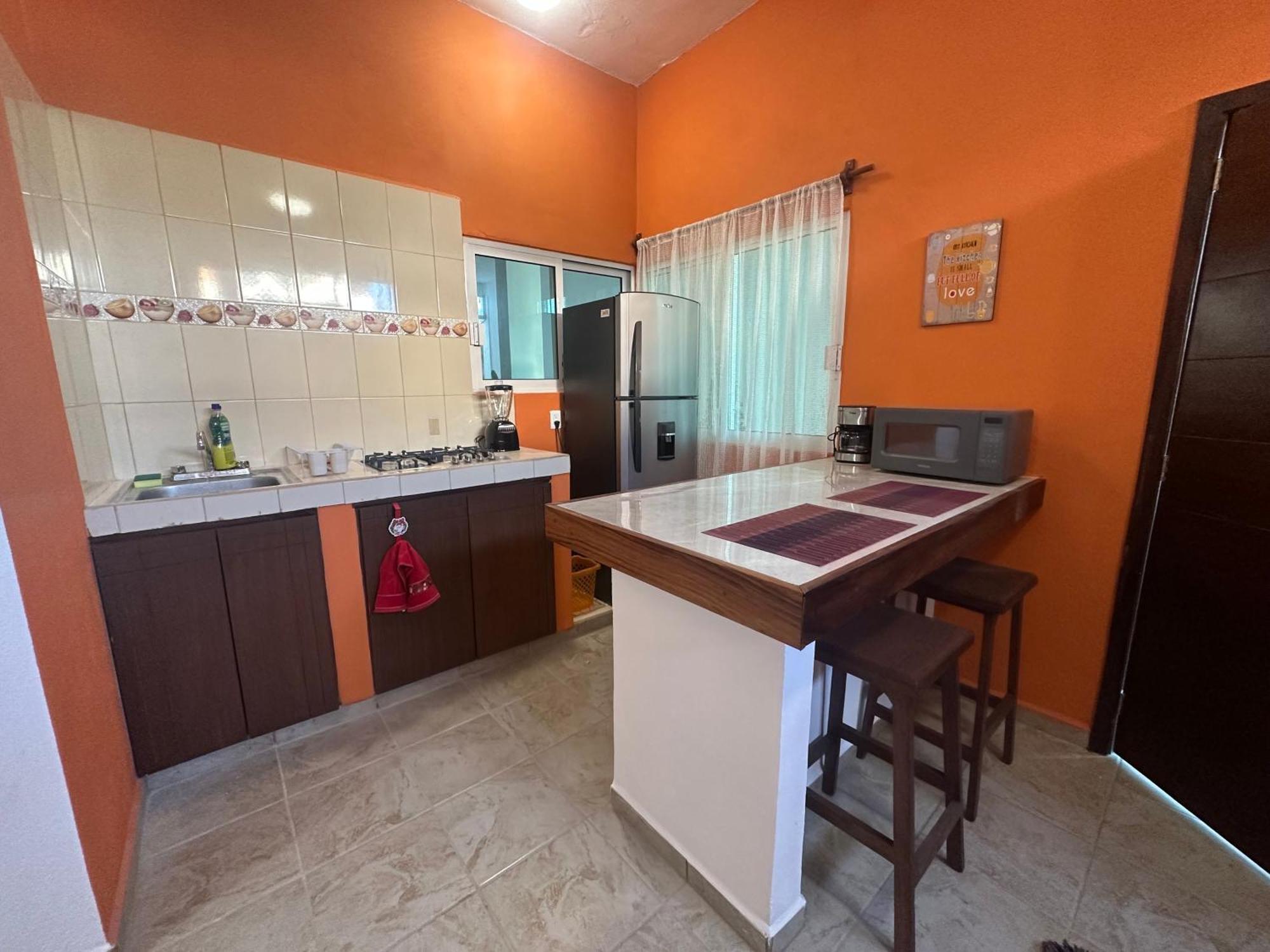 Orange Butterfly Apartment *