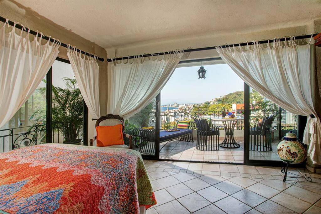 Apartamento Amapas Oasis With Panoramic Views, Walk To