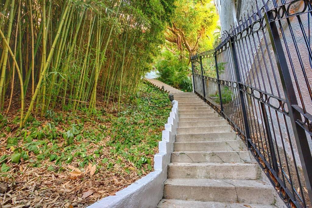 Amapas Oasis With Panoramic Views, Walk To *